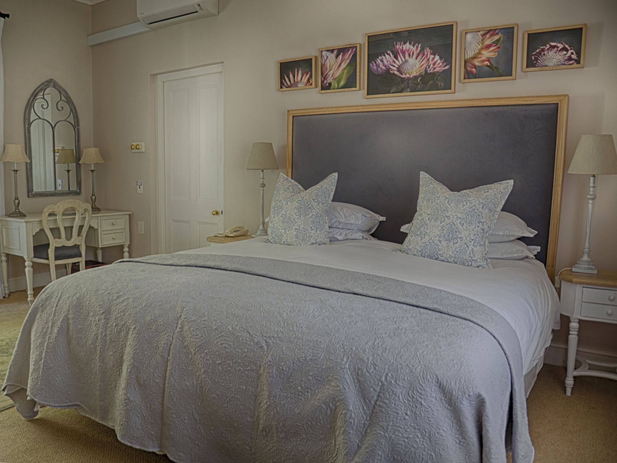 Auberge Clermont Franschhoek Bagian luar foto