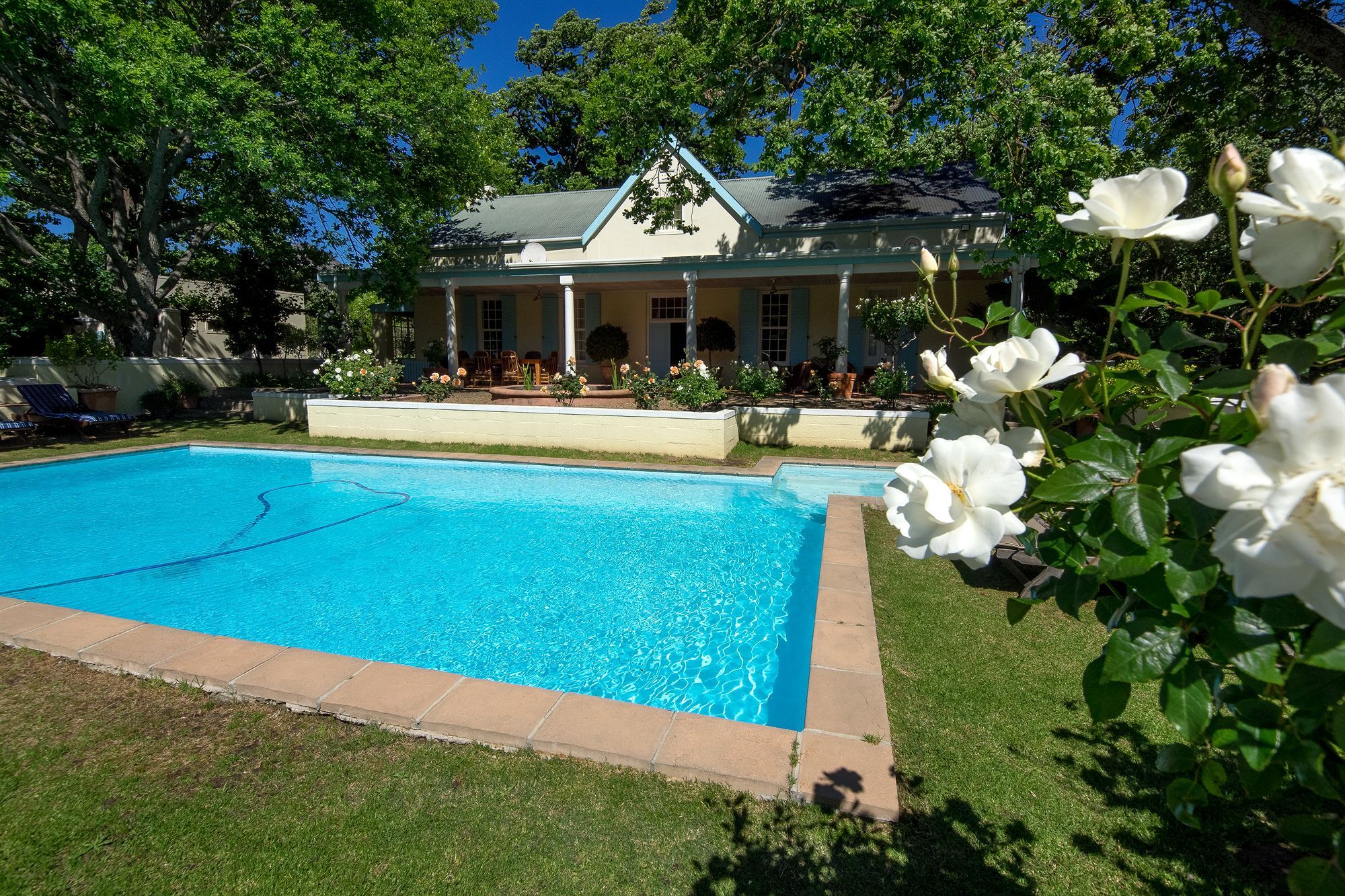 Auberge Clermont Franschhoek Bagian luar foto